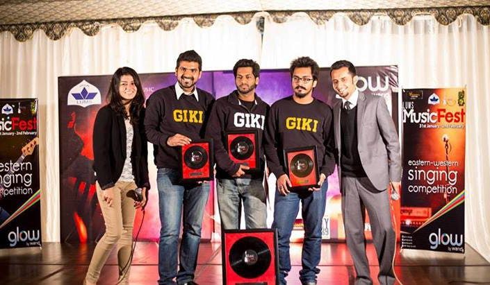 Naqsh Band wins LUMS Music Fest 2014 - Awais Kazmi